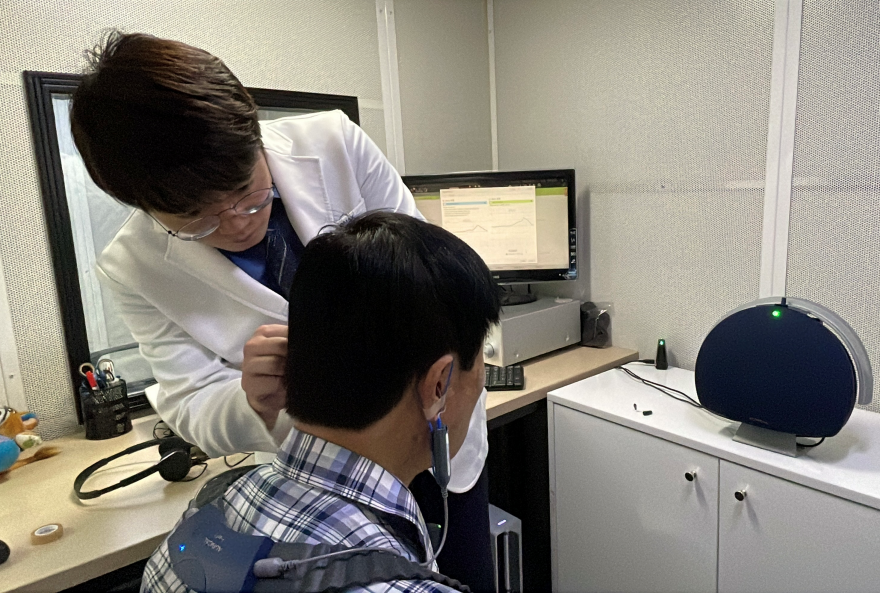 포낙보청기 부산서면센터 피팅