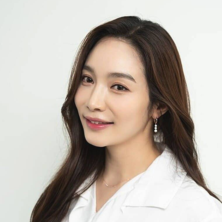 배우-이민영