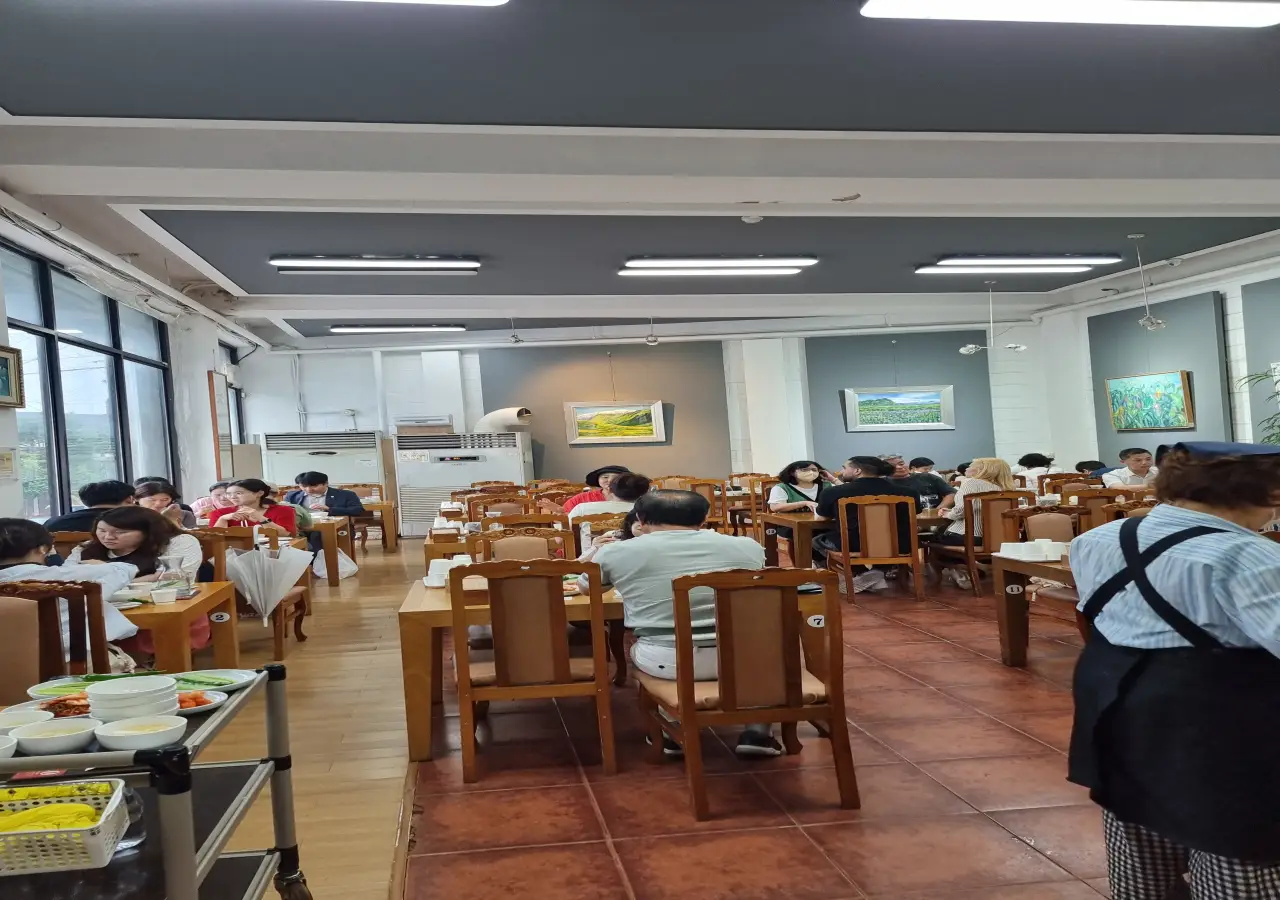 식당-내부-전체