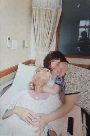 호스피스병동에서 가족과 함께한 마지막 순간