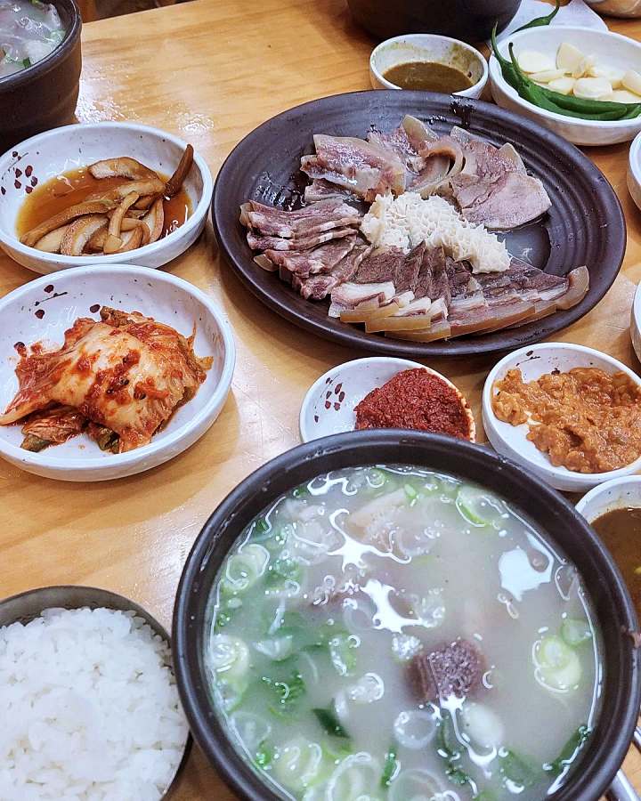 영천 식당 소머리곰탕 37년 전통 노포 곰탕 수육 엄마는 슈퍼우먼 맛집 추천