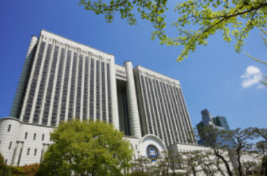 법원 건물 이미지