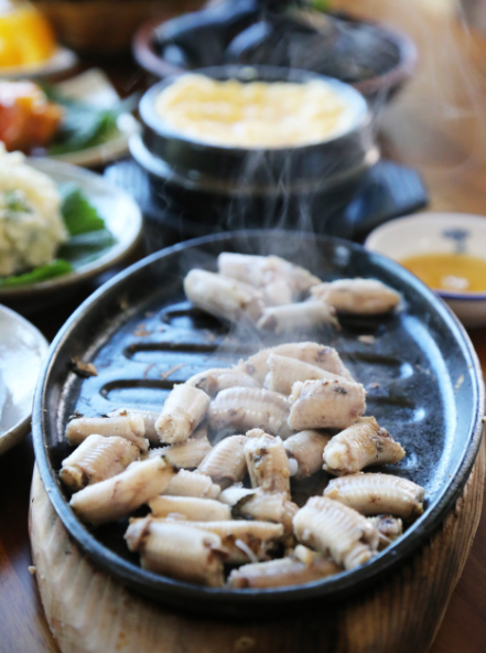 [6시 내고향] 부산 기장 대변항 대변 파래장 해녀촌&amp;#44; 해산물 전복죽&amp;#44; 계란호떡&amp;#44; 짚불곰장어구이 정보 