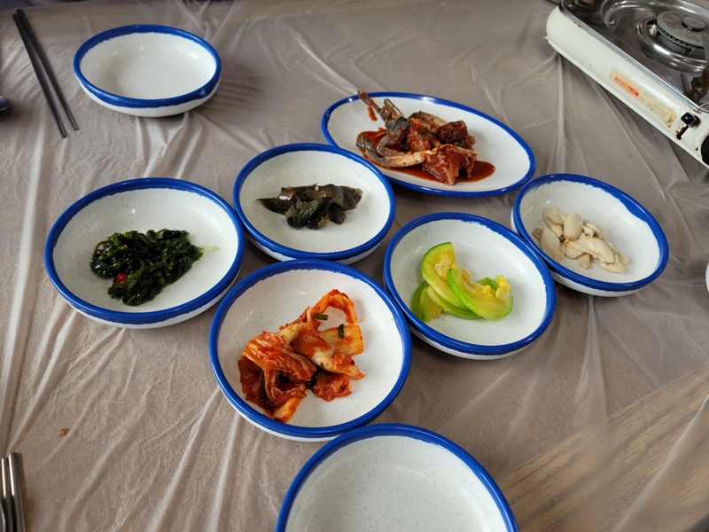 용성식당 밑반찬