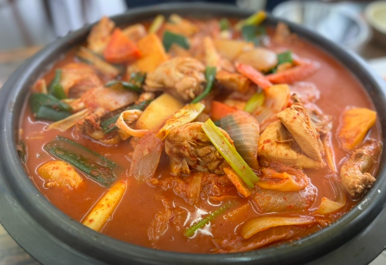 오늘N 곱창닭볶음탕 묵은지닭볶음탕 우삼겹닭볶음탕 위대한일터 경기도 김포 장기동 닭도둑