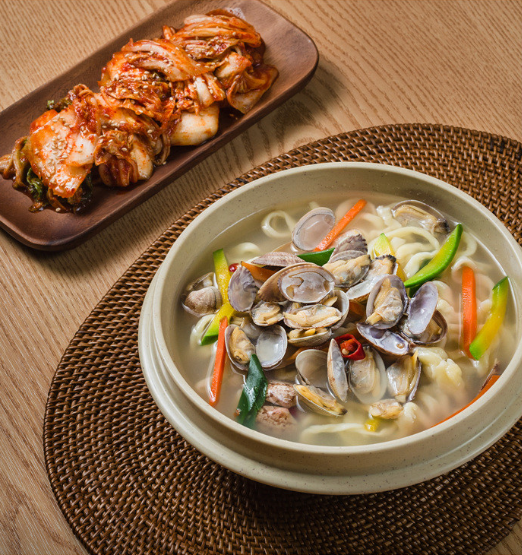 생생정보 바지락칼국수 팥칼국수 팥옹심이 엄마는슈퍼우면 서울 금천구 바지락손칼국수