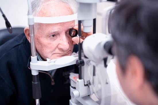 망막정맥폐쇄 (Retinal Vein Occlusion, RVO): 원인, 증상, 치료법