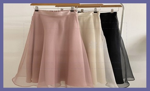 스트라이프 플레어 스커트 코디방법