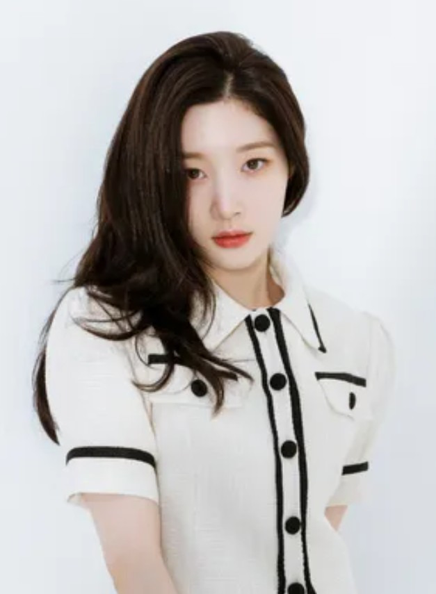 정채연 프로필
