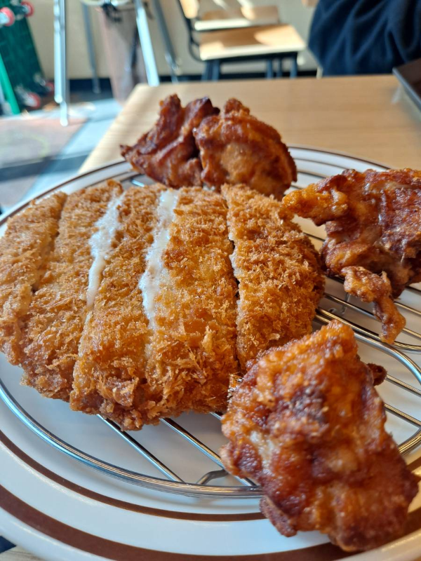 아비꼬 돈까스와 가라아게