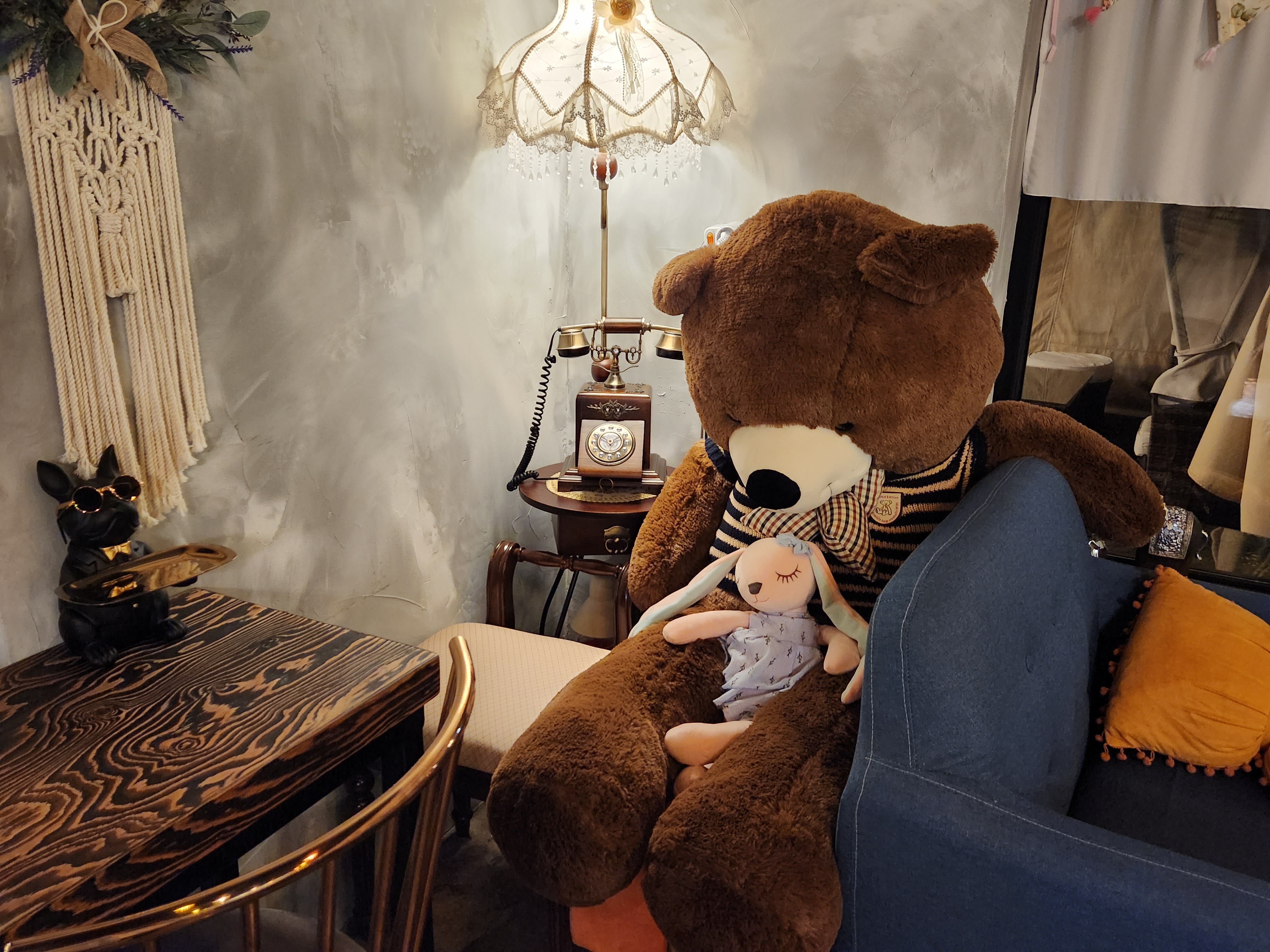 가비 카페 인테리어