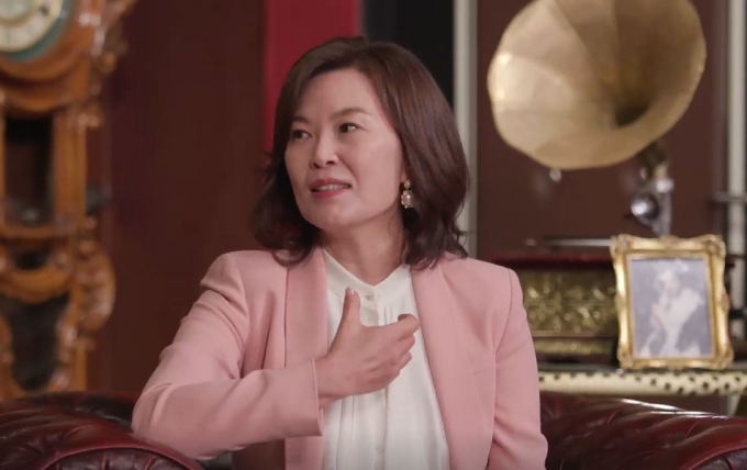 &#39;이혼 8년차&#39; 오윤아