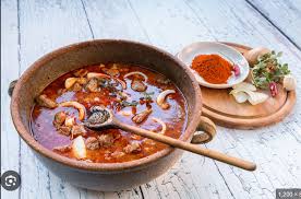 헝가리식 굴라쉬 사진