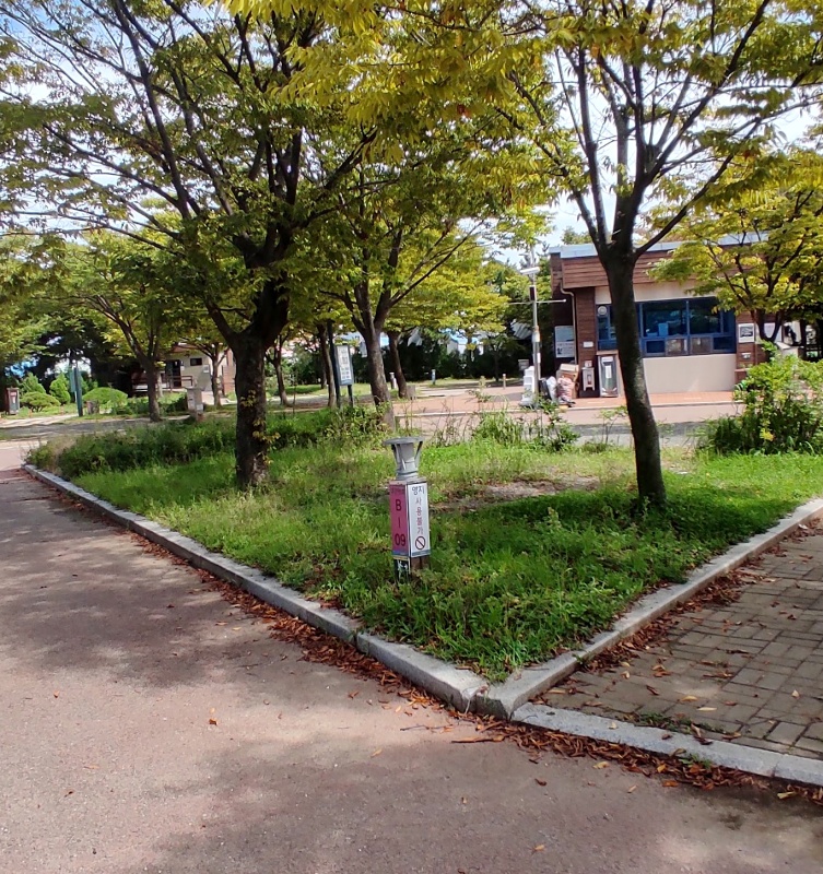 좁아서 이용하지 않는 B-09 사이트