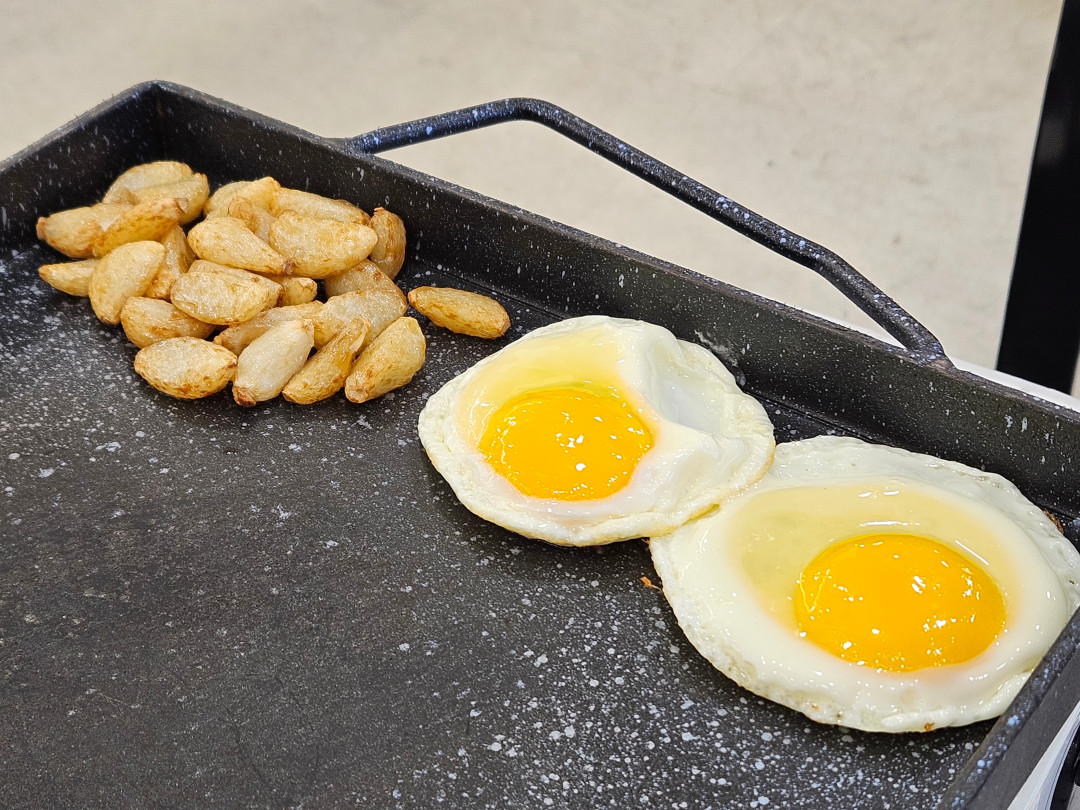 이영철 생오리 마늘 계란후라이