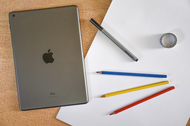 iPad RAM이 프로크리에이트 레이어 제한을 결정하는 구조: 캔버스 픽셀 수와 메모리의 수학적 관계