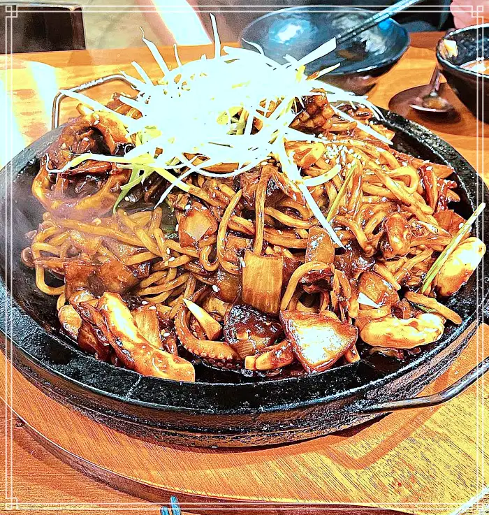 생방송 투데이 경기 파주 세기의 맛대결 돌짜장 맛집