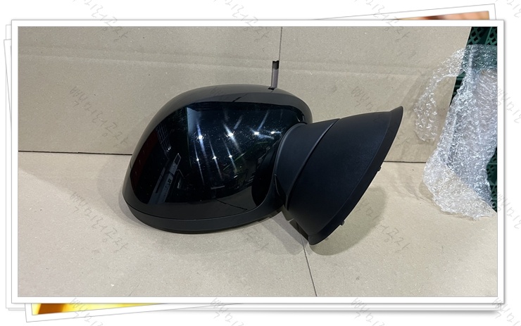 미니 클럽맨 중고 사이드미러 하단부