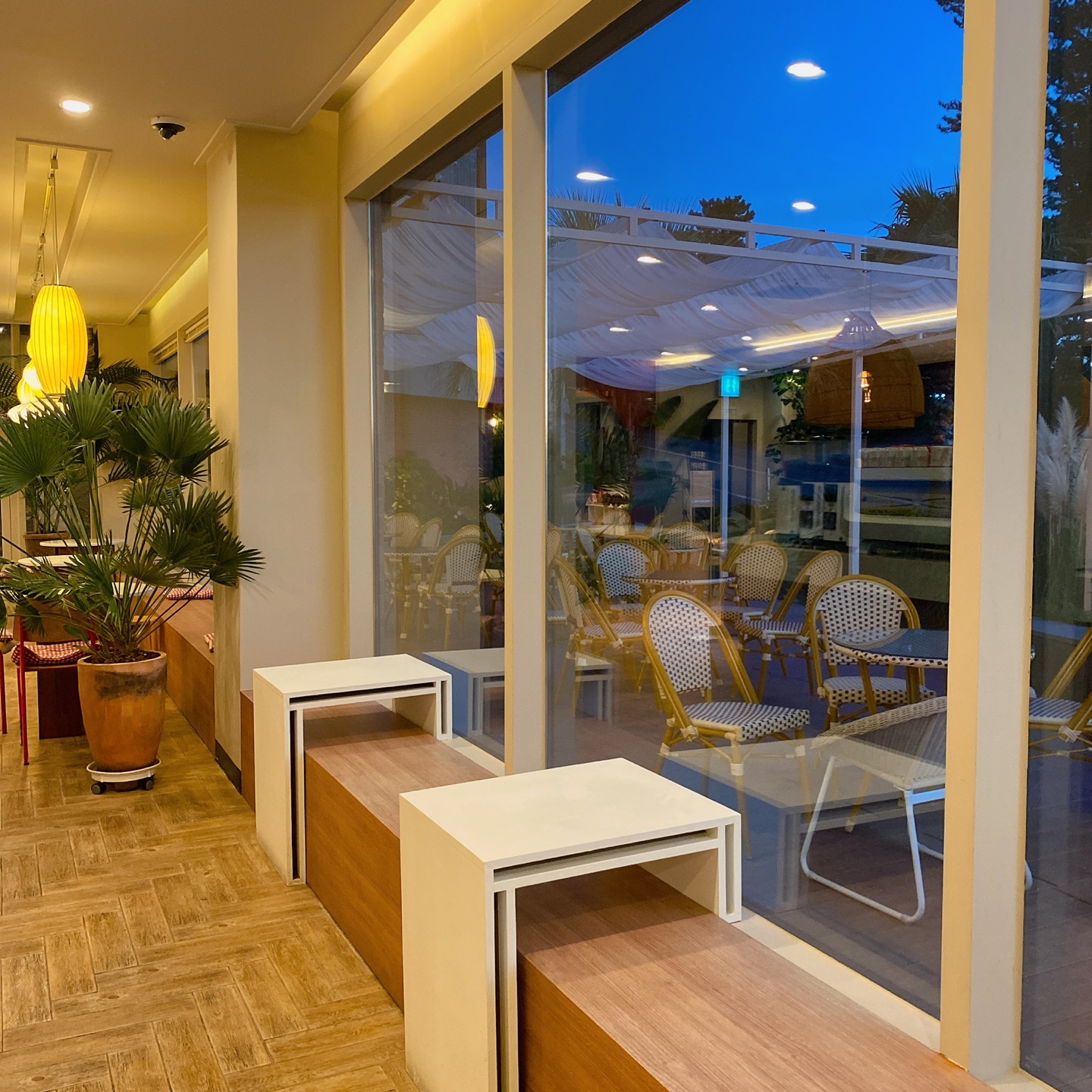 제주 쇠소깍 오션뷰 노을 맛집 보래드베이커스