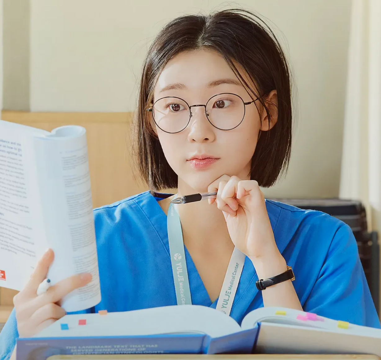 언젠가는슬기로울 전공의생활 인물관계도 김사비