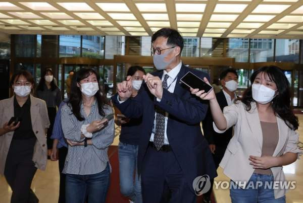 이창용 한은 총재 프로필