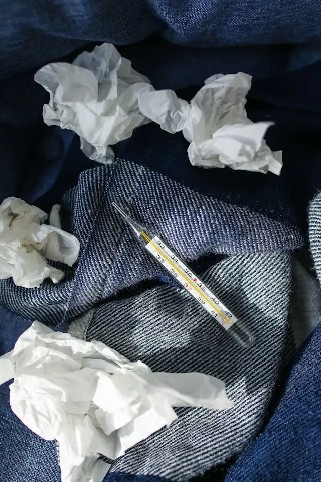 독감 증상: 배 아픔, 증상 순서, 열 없는 독감 전염에 대해 알아보기