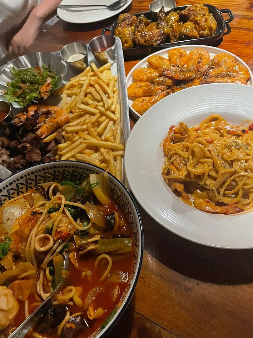 보홀 알로나 비치 맛집 이미지