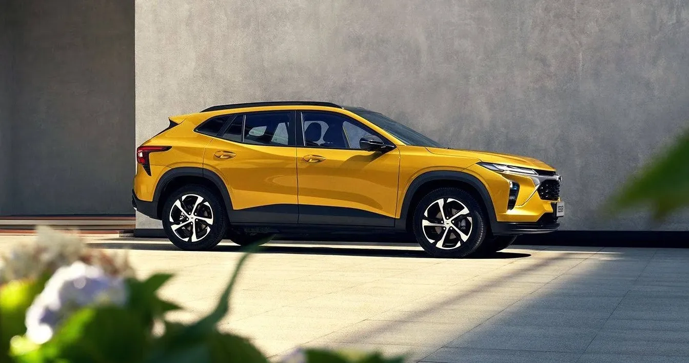 쉐보레 시커 측면