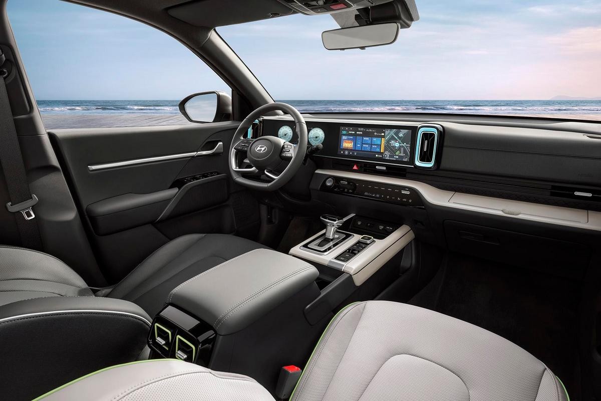 2023 현대 무파사 실내 사진