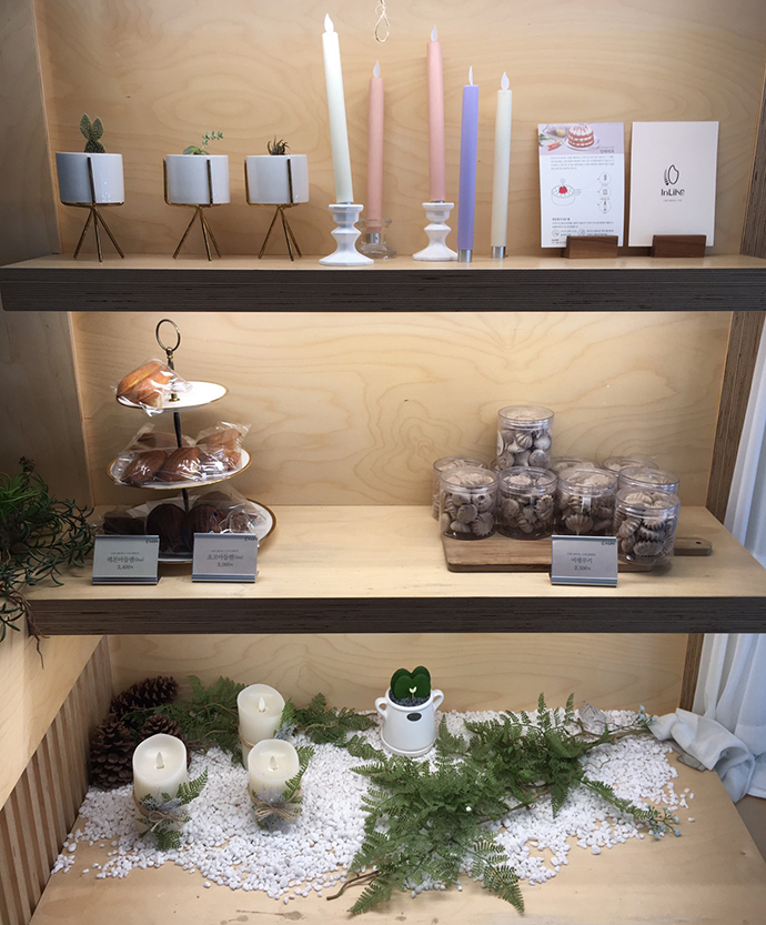 인라이크-내부-인테리어