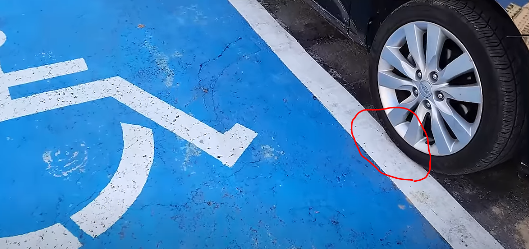 장애인 주차구역