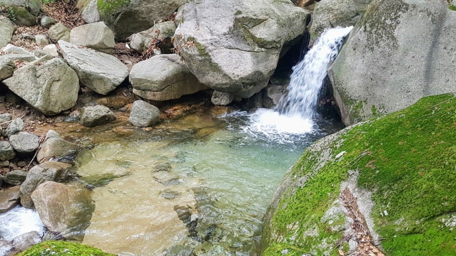 수락산 계곡 폭포이미지