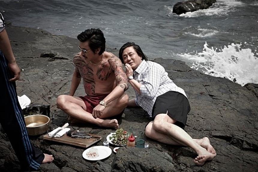 범죄와의 전쟁 영화 리뷰