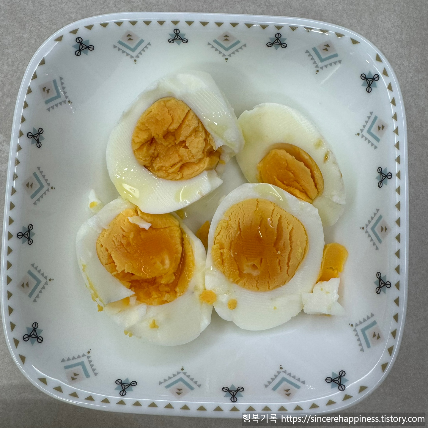 클린식단 단백질 공급원 삶은 계란 사진