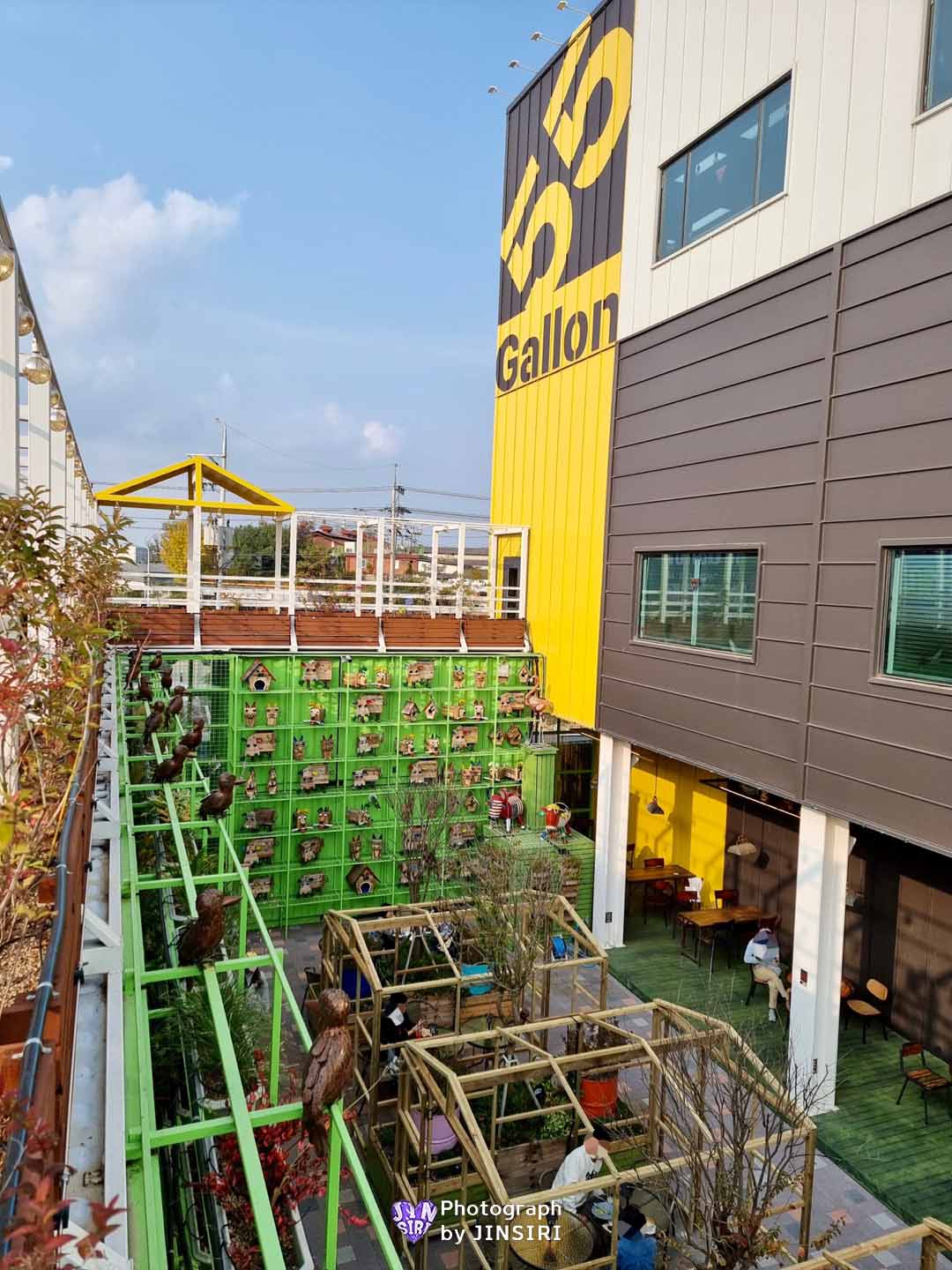 ๊นํฌ ์์ด ๋ณตํฉ๋ฌธํ๊ณต๊ฐ ๋ํ ๋ธ๋ฐ์น ๋ฒ ์ด์ปค๋ฆฌ ์นดํ 55๊ฐค๋ฐ