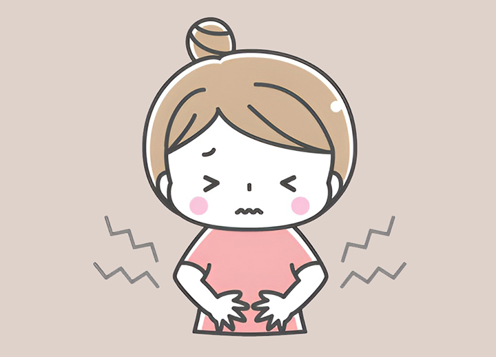 복통으로-고통스러운-여성