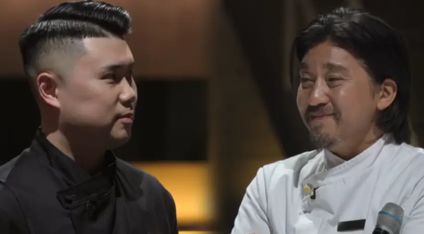 나폴리맛피아-에드워드리-대결하는-모습