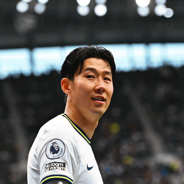 토트넘 SNS 손흥민 사진입니다.