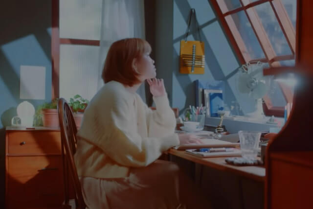 악뮤 '어떻게 이별까지 사랑하겠어, 널 사랑하는 거지' M/V 화면 캡쳐