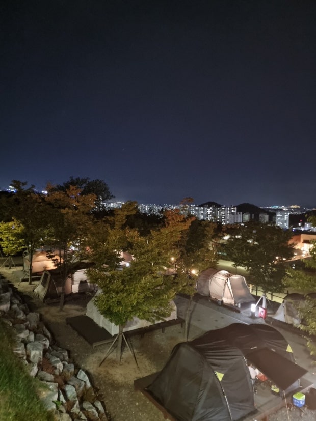 별빛 오토 캠핑장