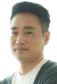 유호한 성우