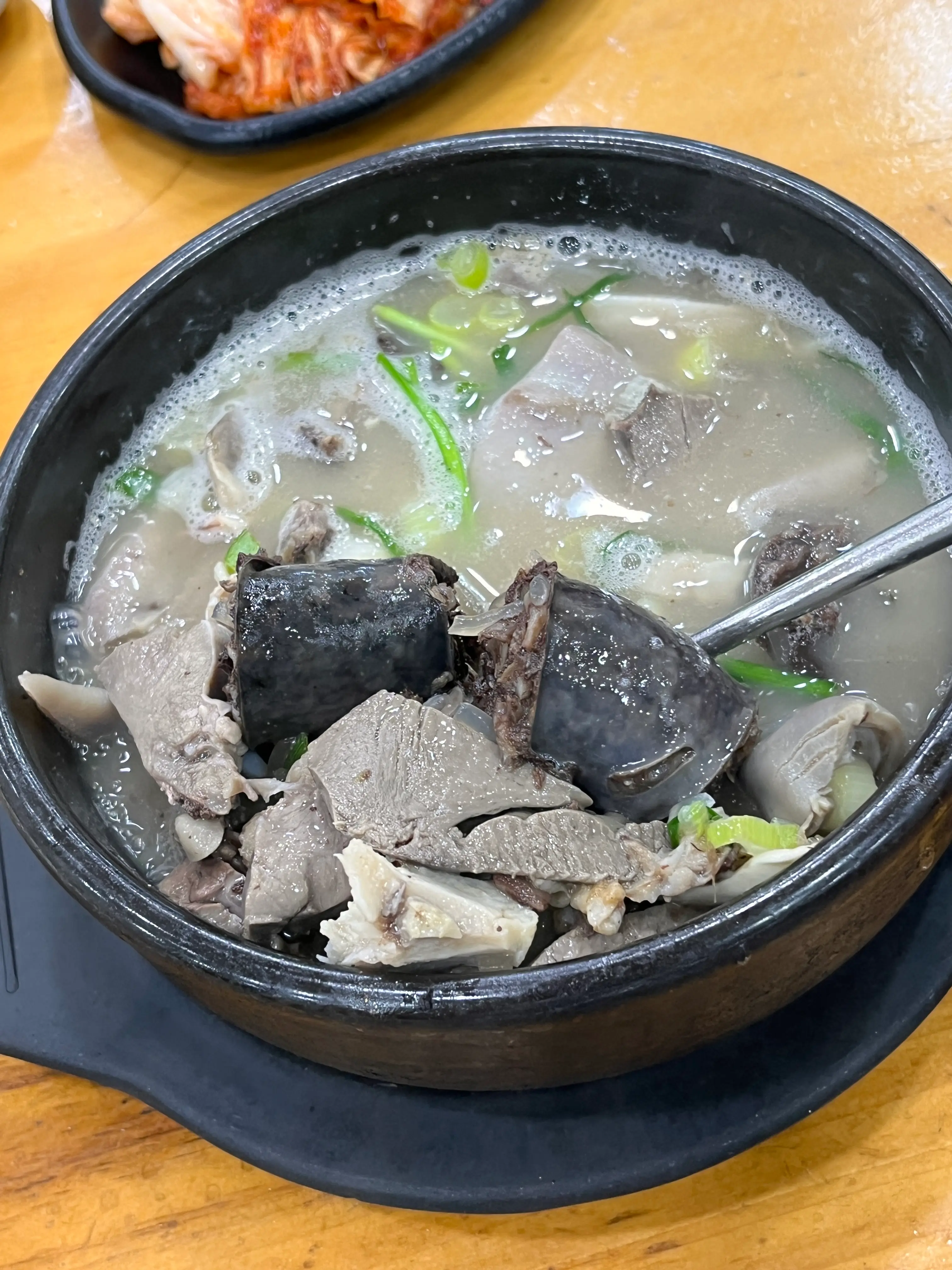 순대국밥 건더기 사진