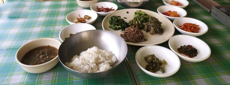 식객 허영만 백반기행 169회 표창원 편 주인장이 직접 캔 7가지 나물로 만든 산채비빔밥 강원 화천 비수구미 마을 맛집 소개