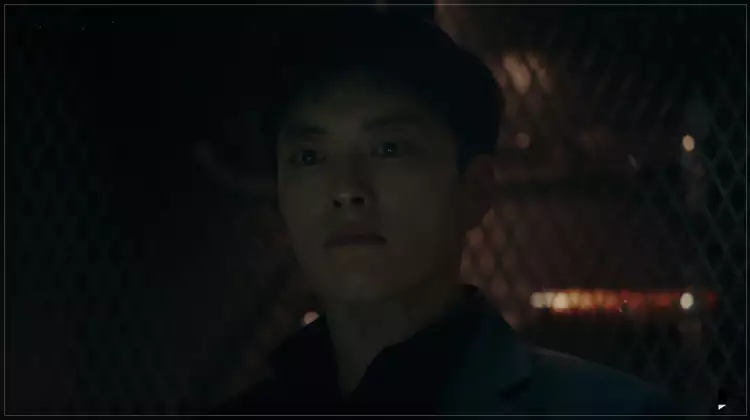 이재-곧-죽습니다-생각에-잠긴-주훈