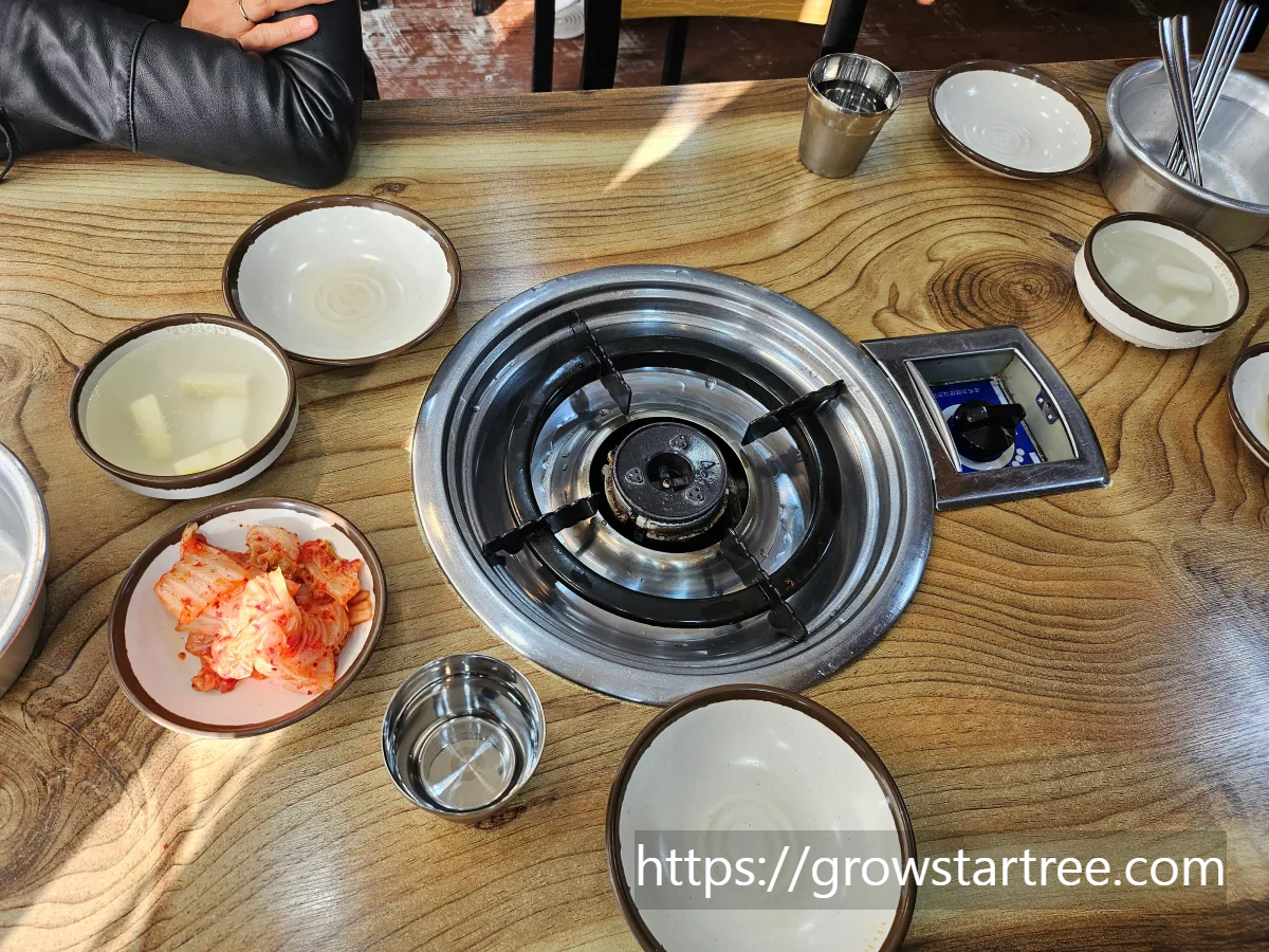정정아식당 부평점 테이블세팅