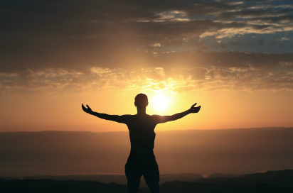 건강하게 오래 사는 사람들의 공통된 하루 루틴