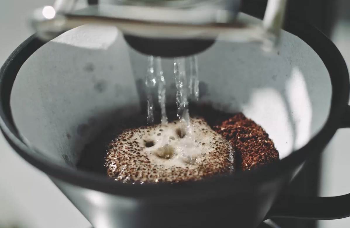 발뮤다-brew-커피메이커