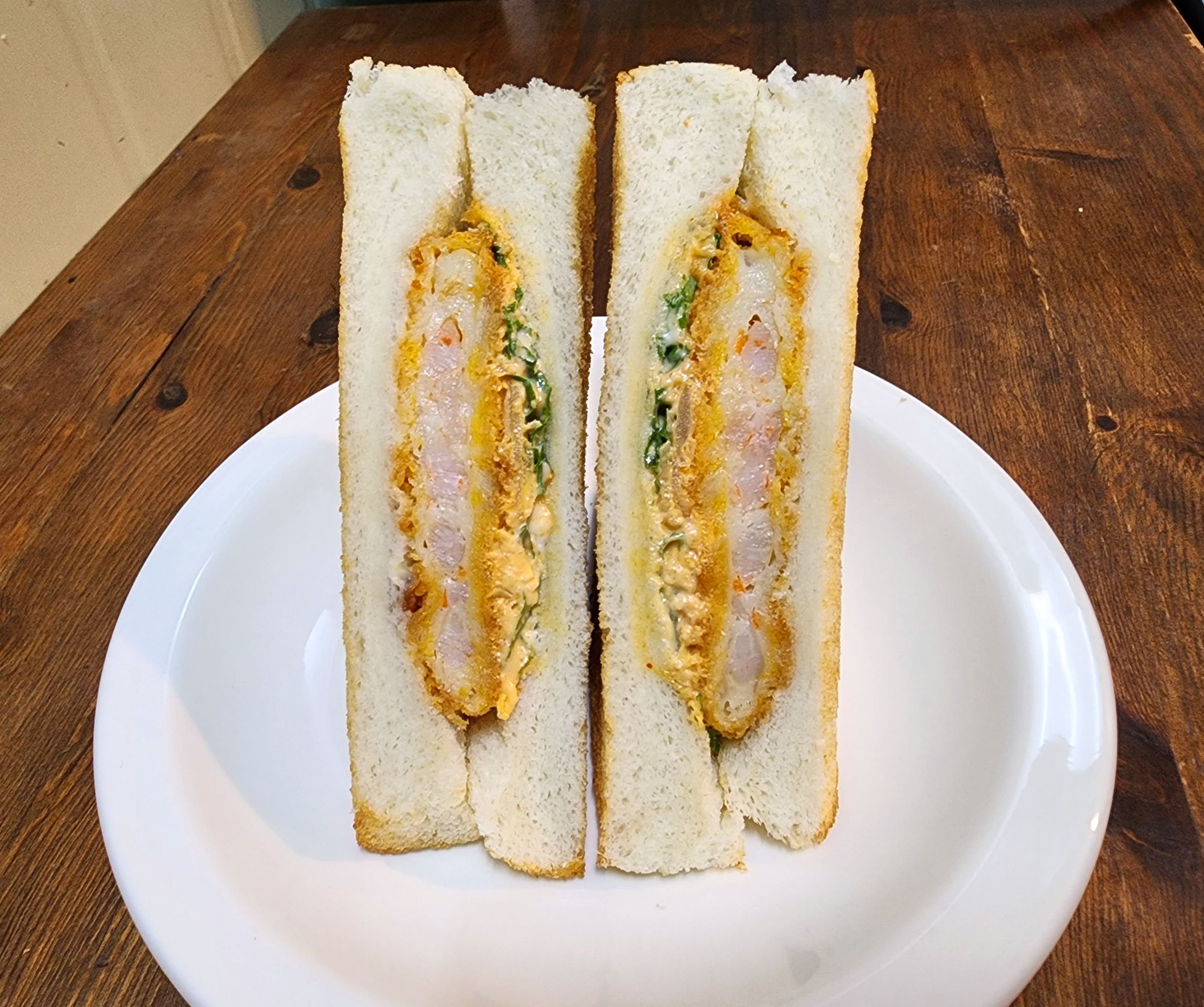 GS편의점_두툼매콤새우샌드위치