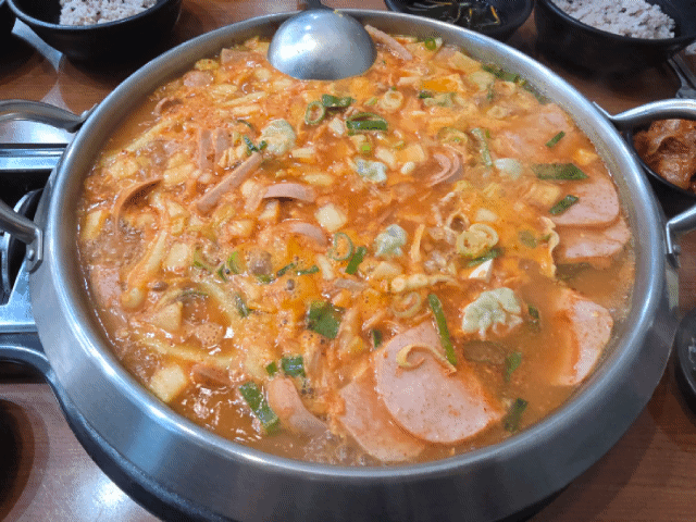 섞어부대찌개