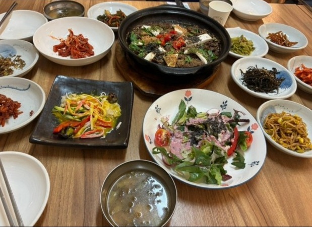 동네한바퀴-경주-산송이불고기-연빞밥정식
